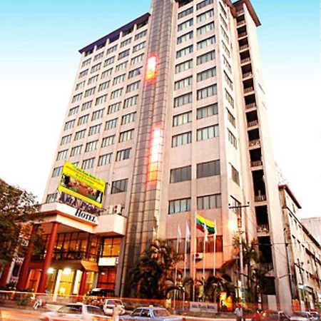 Asia Plaza Hotel Rangoon Buitenkant foto