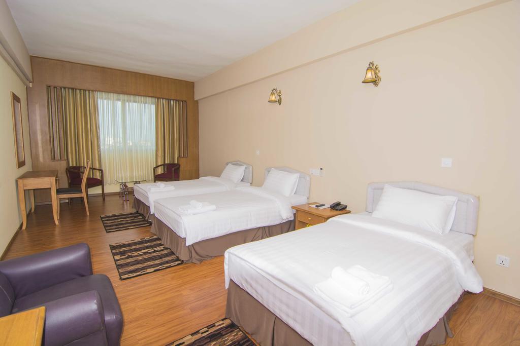 Asia Plaza Hotel Rangoon Kamer foto