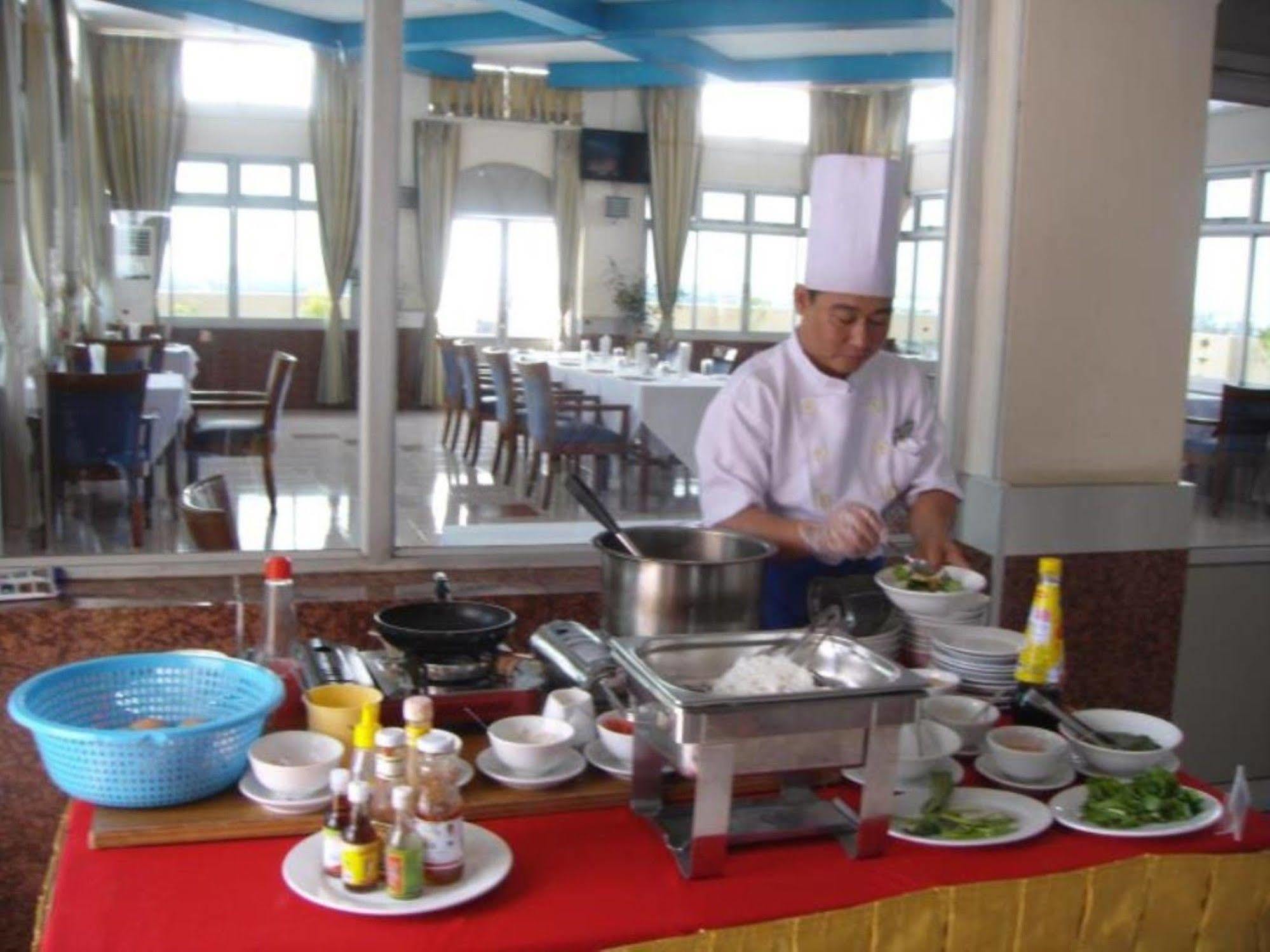 Asia Plaza Hotel Rangoon Buitenkant foto